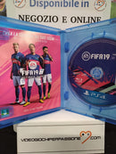 Fifa 19 PS4 (usato garantito)(ver. italiana) (9797149786448)