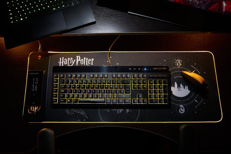 Harry Potter - Tappetino da gioco oversize e caricabatterie per cellulare PRE-ORDER (9614975893840)