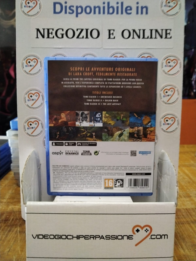 Tomb Raider I-II-III Remastered Starring Lara Croft Playstation 5 (usato)(versione ita.) (10164266697040)