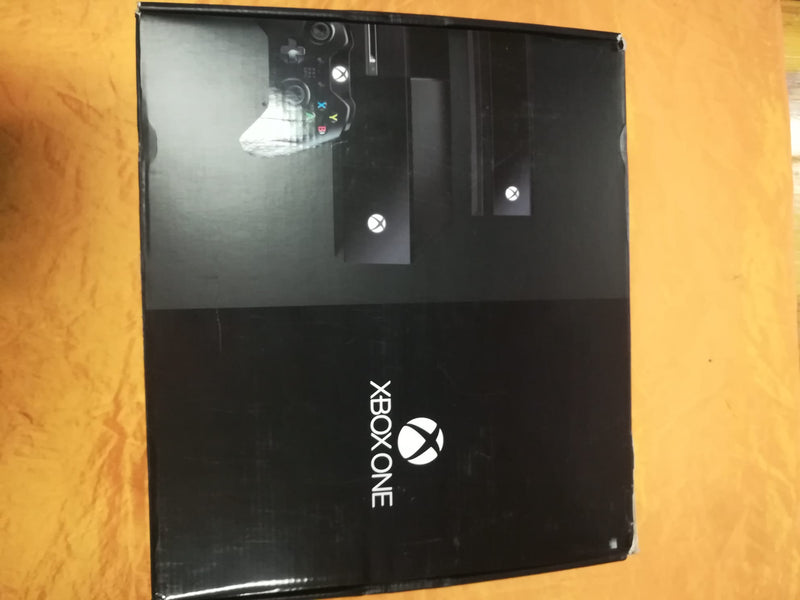 CONSOLE XBOX ONE-DAY ONE 2013- (versione italiana)(usato garantito)(completa di tutto) (4717639925814)