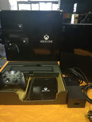 CONSOLE XBOX ONE-DAY ONE 2013- (versione italiana)(usato garantito)(completa di tutto) (4717639925814)