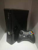 XBOX 360 SLIM NERO LUCIDO -250 GB /GO (usato garantito)(completa di tutto) (4735113986102)