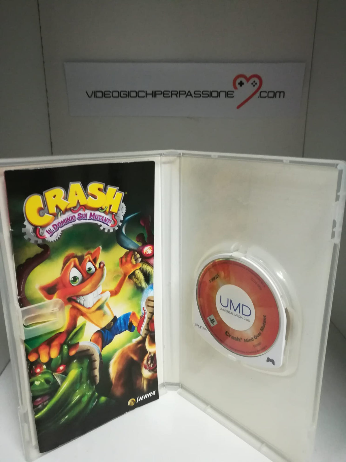 CRASH IL DOMINIO SUI MUTANTI PSP (versione italiana)(usato)