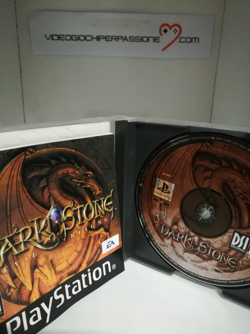 DARKSTONE PS1 (usato garantito)(versione italiana) (6754453291062)