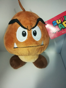 PELUCHE SUPER MARIO GOOMBA  FUNGO (20cm) (4587677351990)