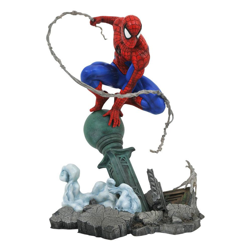 Marvel Comic Gallery PVC Statue Spider-Man Lamppost 25 cm PRE-ORDER 3-2022 (6617694863414)