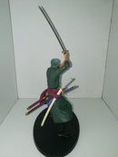 ONE PIECE RORONOA ZORO FIGURE (esposizione fiera)NUOVA(e stata riparata a una gamba)(manca la scatola,rubata in fiera)(da 49,90 a 29,90) (4711014006838)