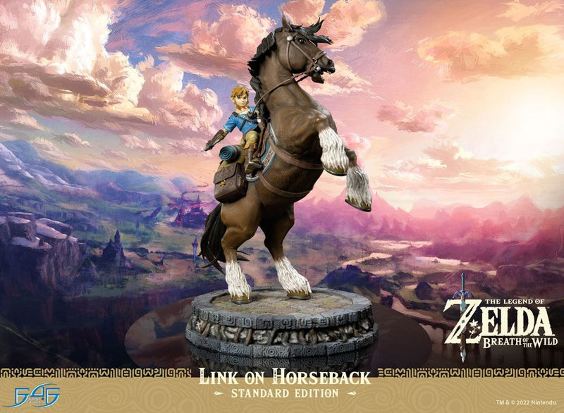 The Legend of Zelda Breath of the Wild Statue Link on Horseback 56 cm (6847836422198)