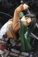 Attack on Titan ARTFX J Statue 1/8 Levi Renewal Package Ver. 35 cm (4916940275766)